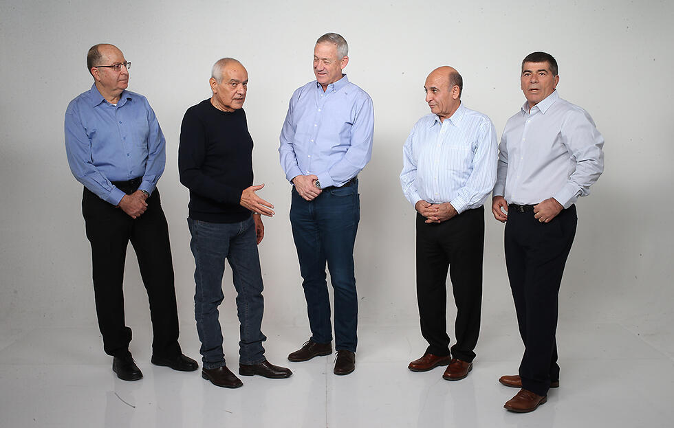 The former IDF chiefs: Ya'alon, Halutz, Gantz, Mofaz and Ashkenazi (Photo: Tomeriko)