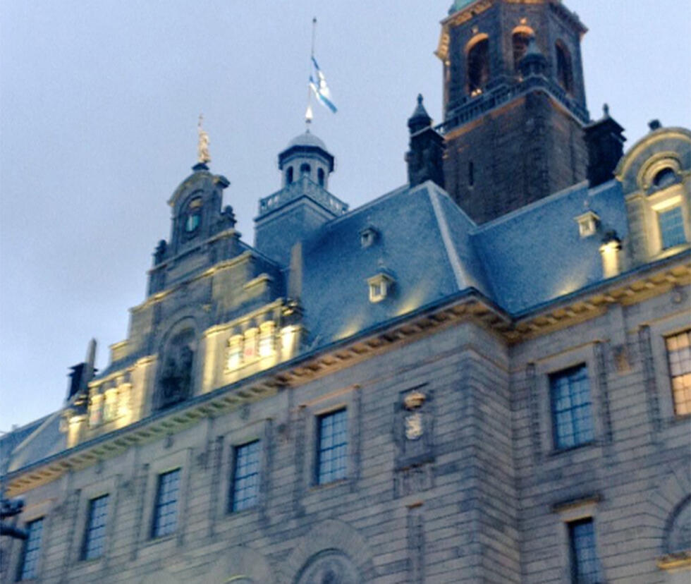 Israeli flag atop Rotterdam's city hall