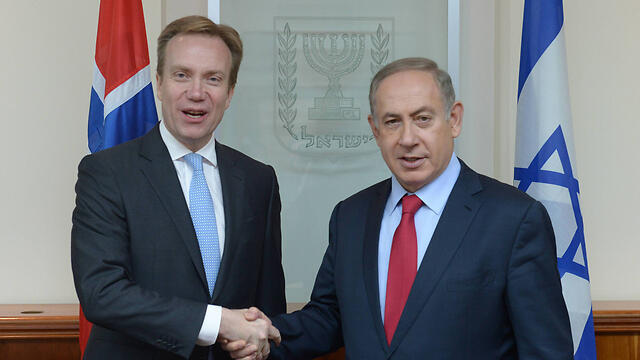 Netanyahu with the Norwegian Foreign Minister (Photo: Amos Ben Gershom)