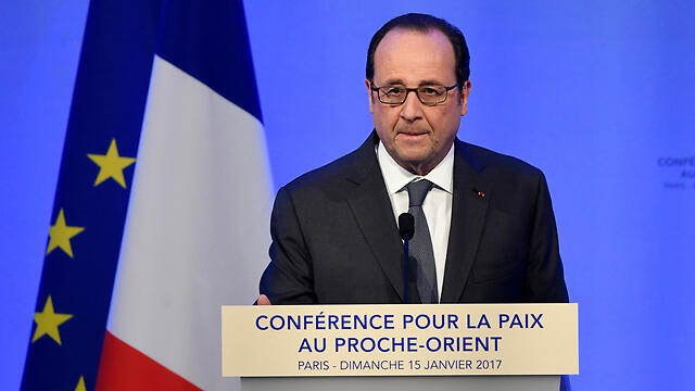 President Hollande addressing the conference. (צילום: AFP) President Hollande addressing the conference.