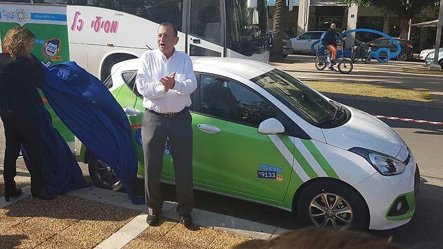 Мэр Тель-Авива Рон Хульдаи представляет "Ото-Тель"nullnull Мэр Тель-Авива Рон Хульдаи представляет "Ото-Тель"