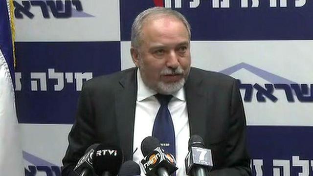 Defense Minister Lieberman (Photo: Eli Mendelbaum)