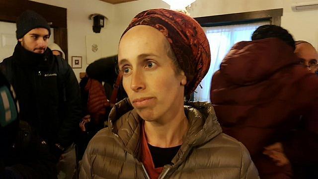 Tamar Nizri in her Amona house (Photo: Kobi Nachshoni) (צילום: קובי נחשוני) Tamar Nizri in her Amona house (Photo: Kobi Nachshoni)