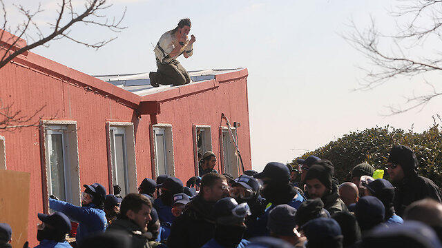 Photo: Alex Kolomoisky