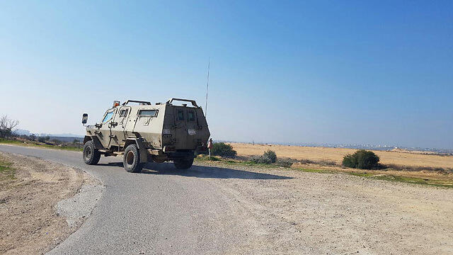 IDF armored vehicle on route to the crash sitenullnull IDF armored vehicle on route to the crash site