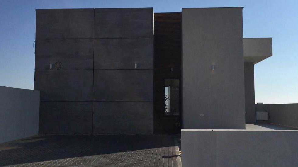 Shohat's homenullnull Shohat's home