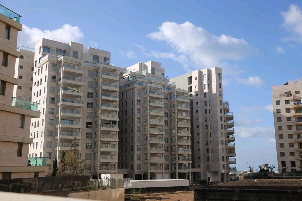 Tel Aviv (Photo: Moti Kimchi) Tel Aviv