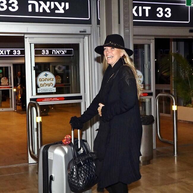 Ципи Рафаэли мысленно уже в Лос-Анджелесе. Фото: Амир Меири (צילום: אמיר מאירי) Ципи Рафаэли мысленно уже в Лос-Анджелесе. Фото: Амир Меири
