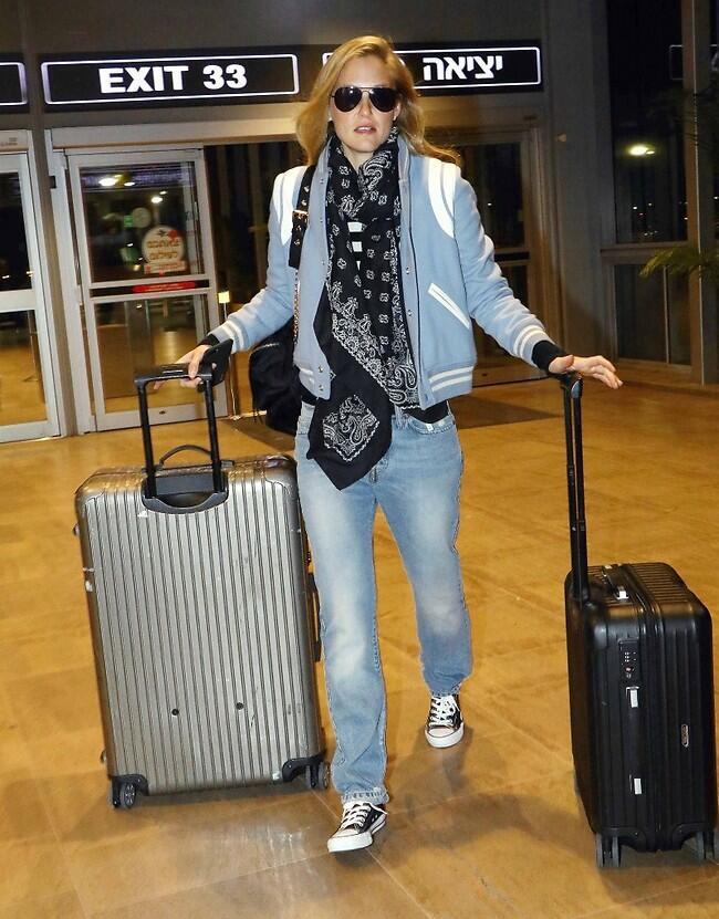Бар Рафаэли в аэропорту Бен-Гурион. Фото: Амир Меири (צילום: אמיר מאירי) Бар Рафаэли в аэропорту Бен-Гурион. Фото: Амир Меири