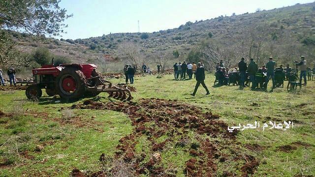 Lebanese villagers during the protestnullnull Lebanese villagers during the protest