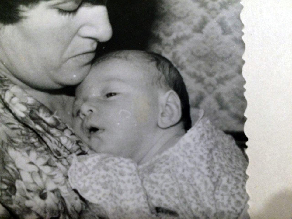 Мама автора с маленькой Сашей (Вести ) Мама автора с маленькой Сашей