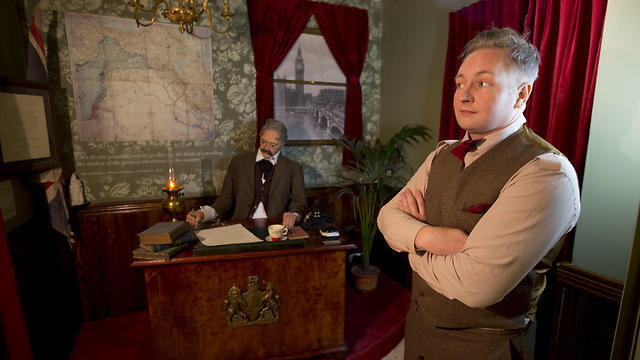Scene recreating signing of Balfour Declaration (Photo: AP)