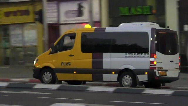 Маршрутка. Фото: Матан Туркия (צילום: מתן טורקיה) Маршрутка. Фото: Матан Туркия