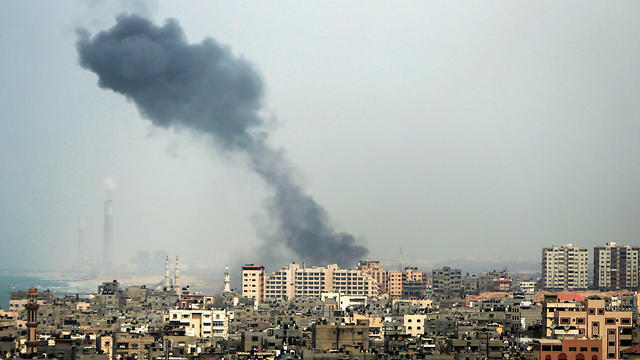 Past IAF attack in Gaza (File photo: AFP) (צילום: AFP) Past IAF attack in Gaza (File photo: AFP)