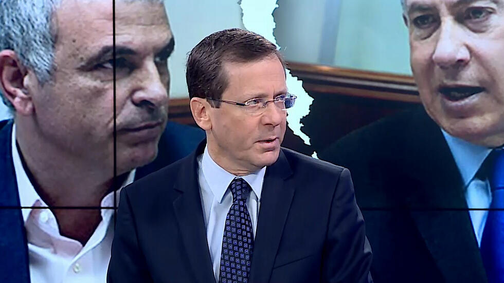 Herzog at Ynet's studio (Photo: Ori Davidovitz)