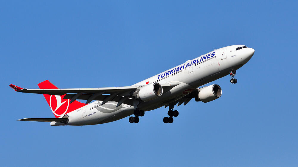 Самолет авиакомпании Turkish Airlines