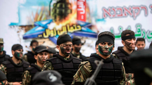 Palestinian youth in a Hamas camp (Photo: AFP) (צילום: AFP) Palestinian youth in a Hamas camp (Photo: AFP)