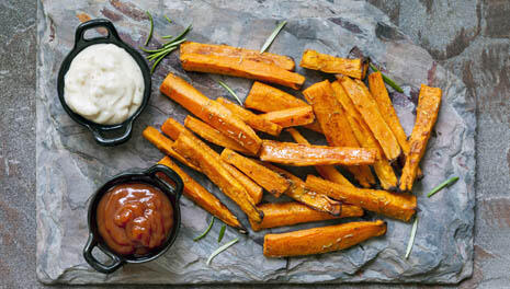 Пальчики из батата (Фото: Shutterstock.com) Пальчики из батата