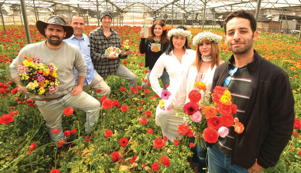 Цветы для фестиваля в порту Тель-Авива. Фото: Хагай Шалом