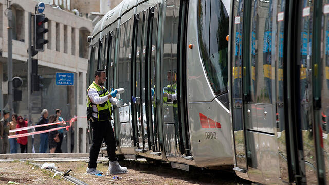 Scene of the attack (Photo: EPA) (צילום: EPA) Scene of the attack (Photo: EPA)