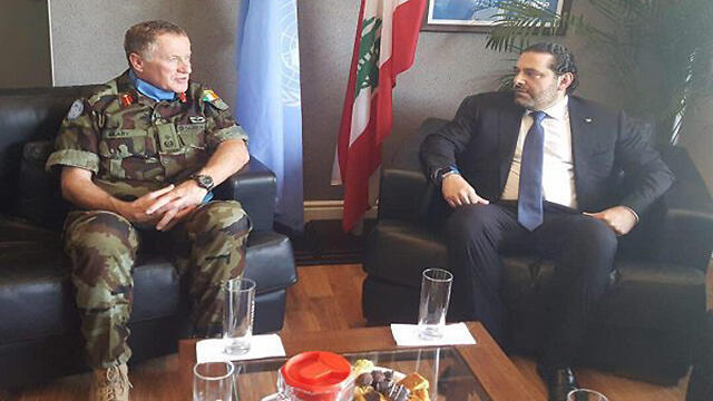 Hariri (R) touring the south of Lebanon with UNIFIL