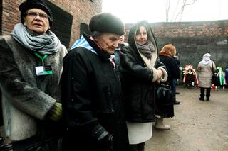 Delegation of Holocaust survivors visits Auschwitz, 2017 