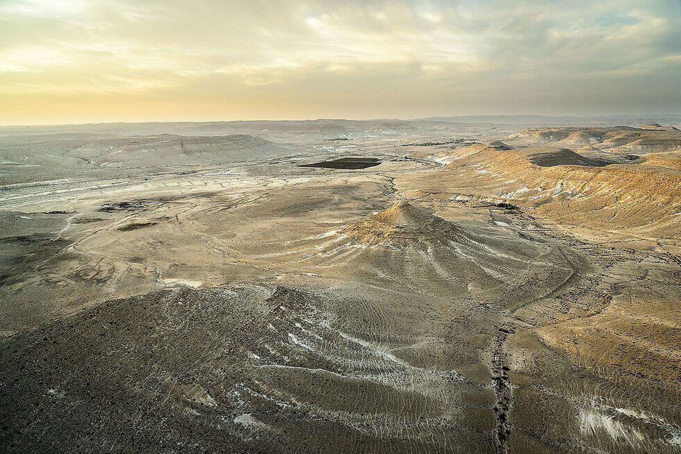 Вершины Рамат ха-Негева. Фото: Исраэль Бардуго (צילום: ישראל ברדוגו) Вершины Рамат ха-Негева. Фото: Исраэль Бардуго