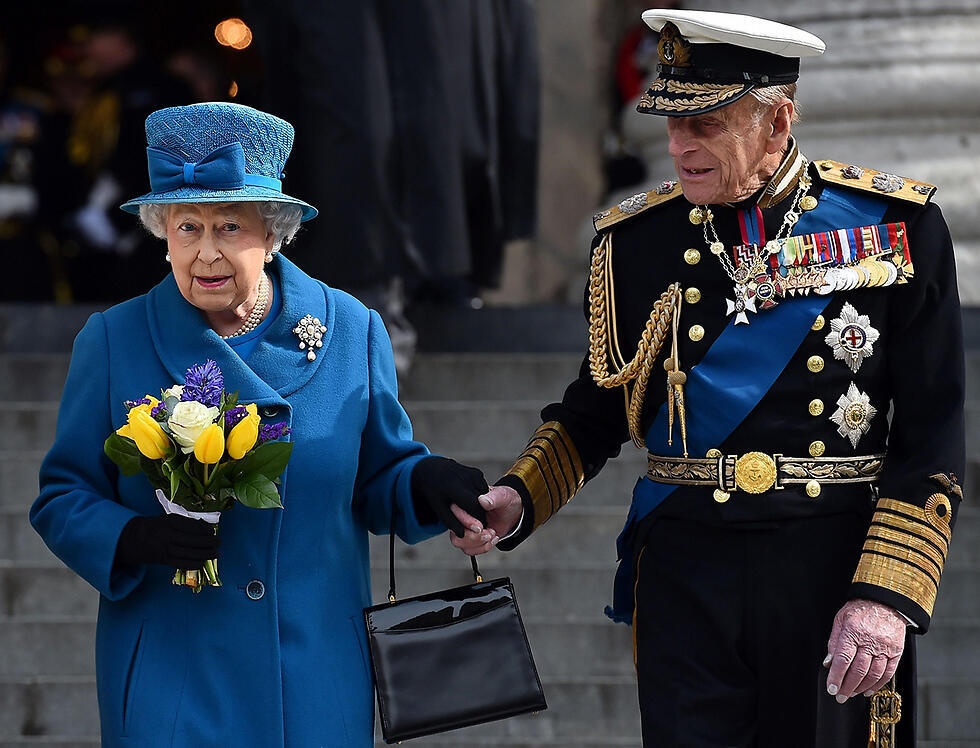 Королева и ее супруг. Фото: AFP (צילום: AFP) Королева и ее супруг. Фото: AFP