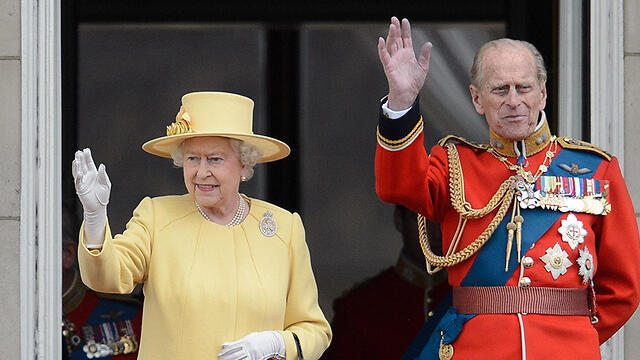 Елизавета II и ее супруг. Фото: AFP