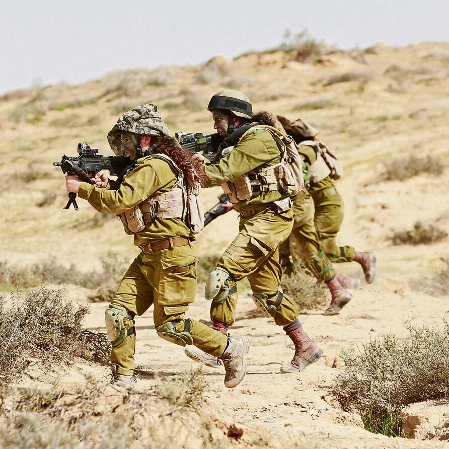 Female combat soldiers