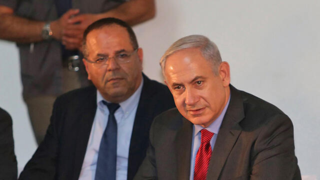 Netanyahu and Kara (Photo: Elad Gershgoren)