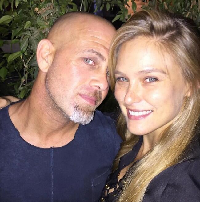 Бар и ее супруг Ади