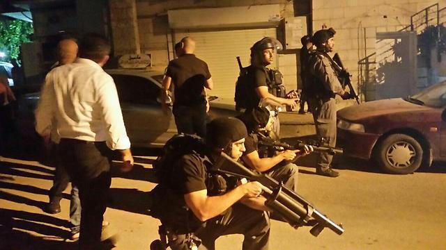 Riot police enter the citynullnull Riot police enter the city