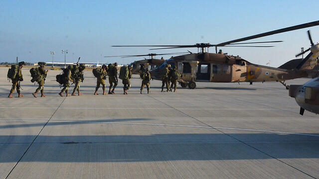 IDF forces board IAF Blackhawk helicopters in Cyprus (Photo: IDF Spokesperson's Unit)