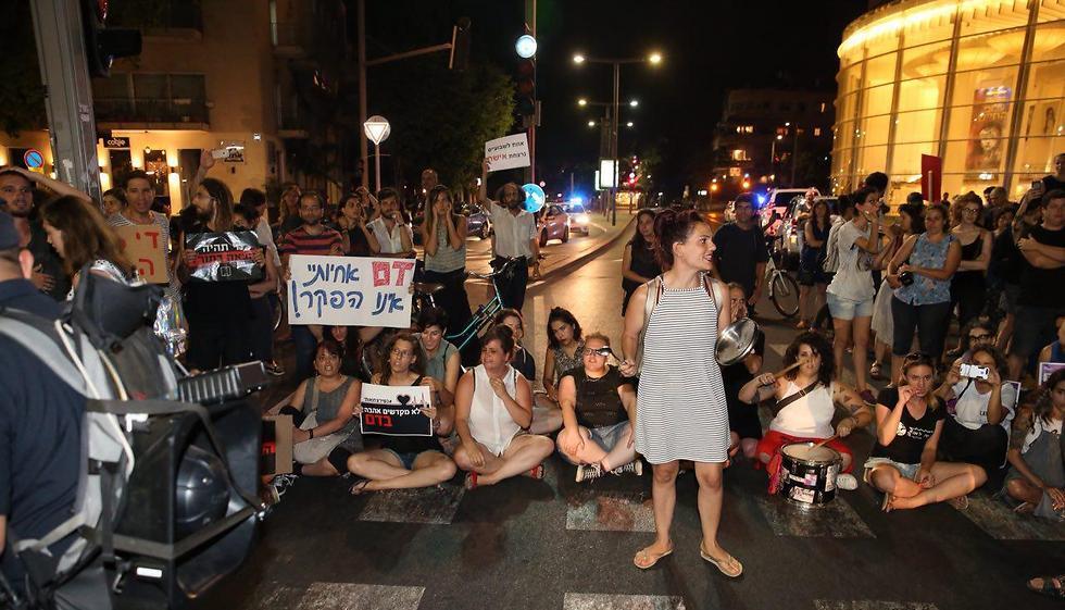 Habima Sq. in Tel Aviv (Photo: Motti Kimchi)