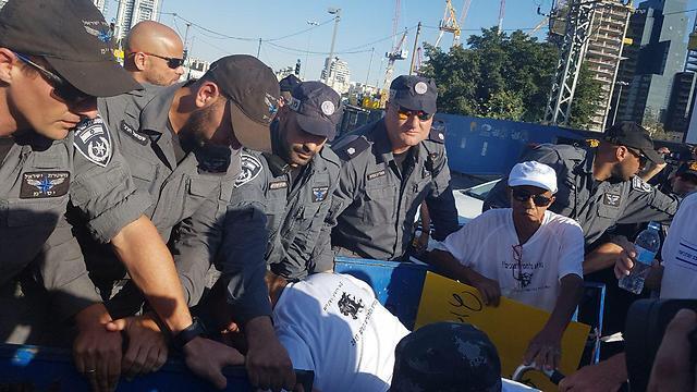 (Photo: Itay Blumental)