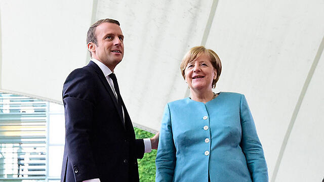 German Chancellor Angela Merkel and French President Emmanuel Macron 
