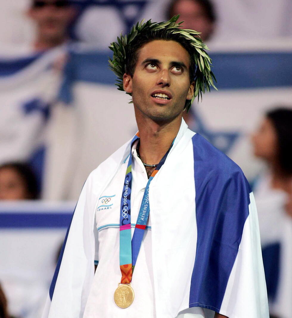 Галь Фридман и его золотая медаль. Фото: Реувен Шварц