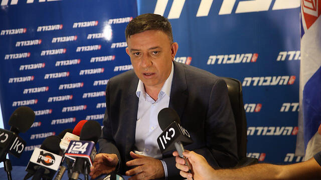 Gabbay speaking to the press (Photo: Motti Kimchi)