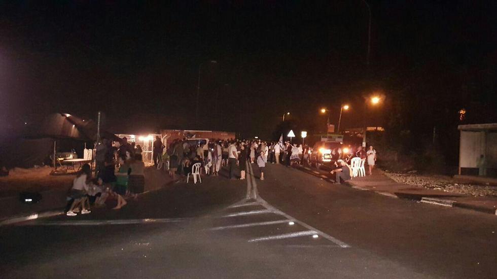 Settlers set up new outpost (Photo: TPS)