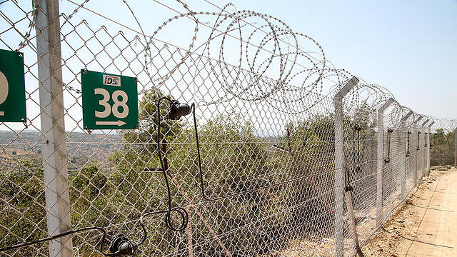 One of Halamish's security fences (Photo: Yariv Katz)