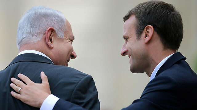 Netanyahu leaving Elysee Palace (Photo: Reuters)
