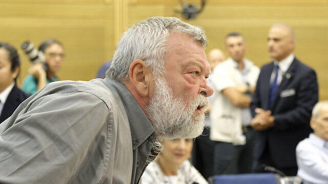 MK Gilon's privately sponsored bill will now have Welfare Minister Katz's support
