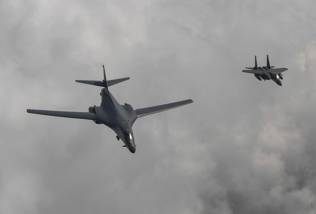 B-1B Lancer bombers 