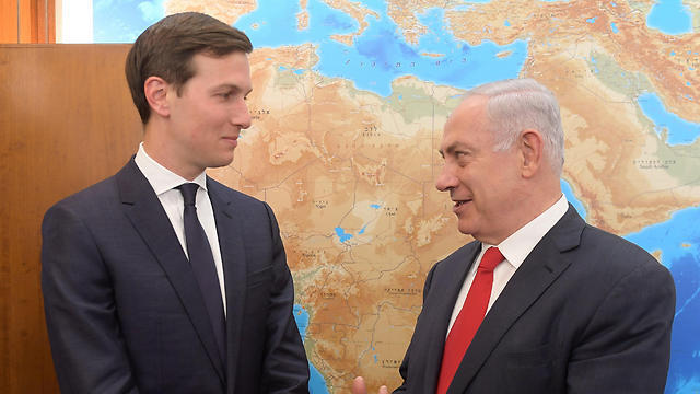 Kushner (L) and Israeli Prime Minister Benjamin Netanyahu