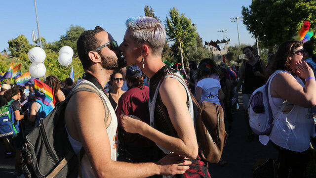 Photo: Alex Kolomoisky