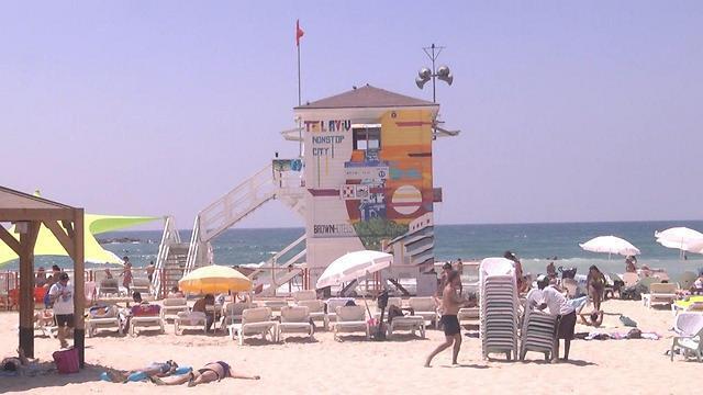 Beach in Tel Aviv (Photo: Nitzan Dror)