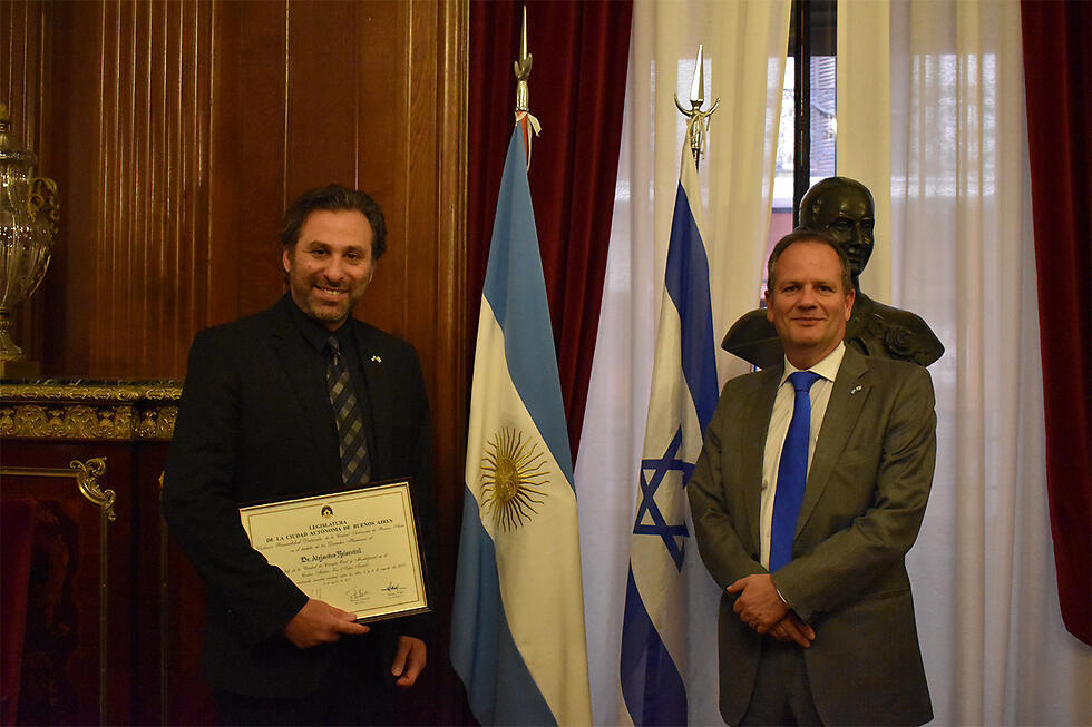 Dr. Alejandro Roisentul, left, with Israel's Ambassador to Argentina Ilan Sztulmannullnull Dr. Alejandro Roisentul, left, with Israel's Ambassador to Argentina Ilan Sztulman