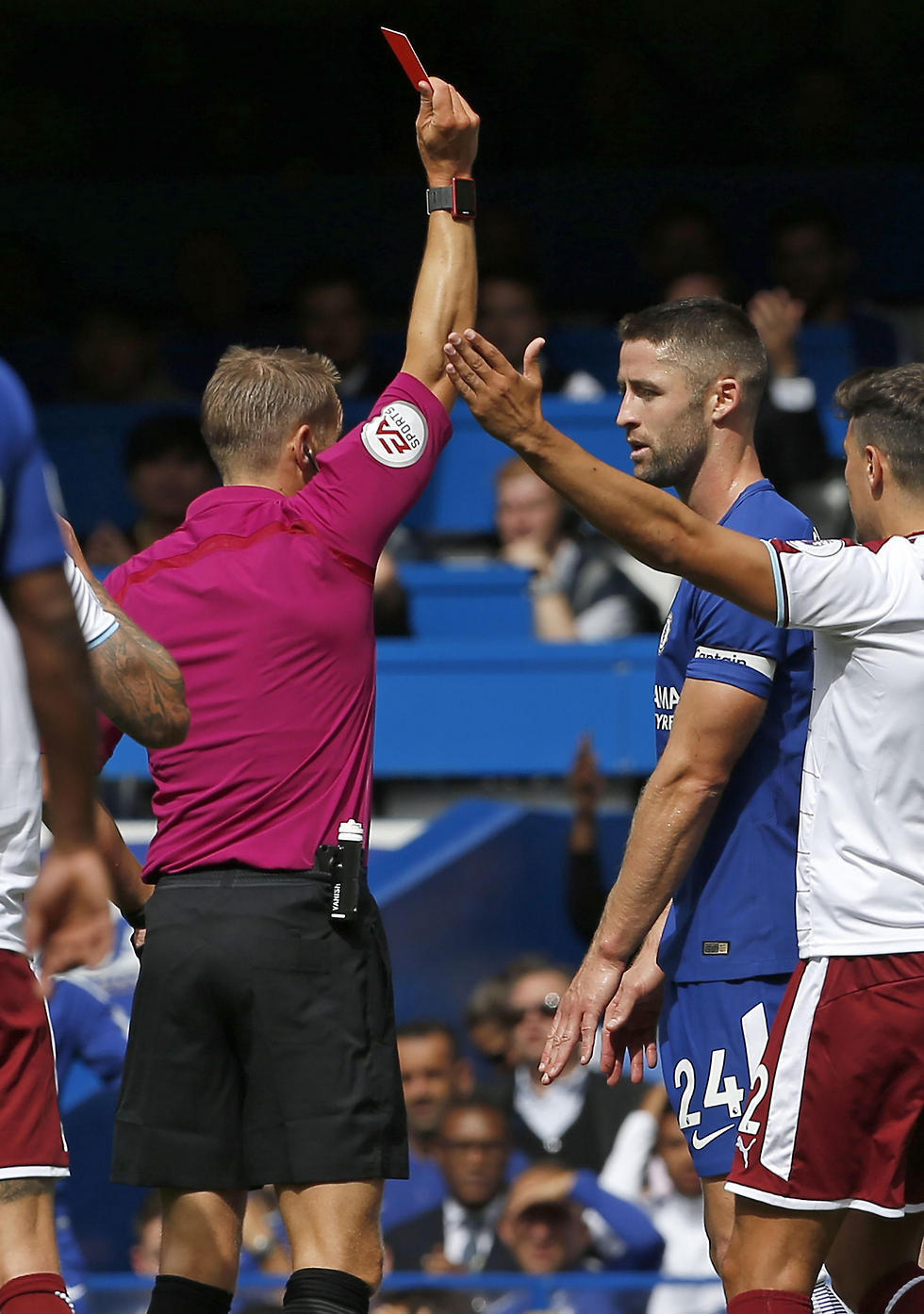 Удаление Кэхилла. Фото: AFP (צילום: AFP) Удаление Кэхилла. Фото: AFP