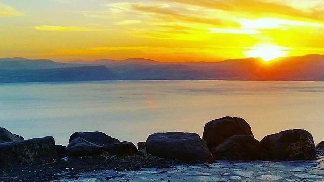 Sun sets on the Kinneret (Photo: Ben Pershitz)